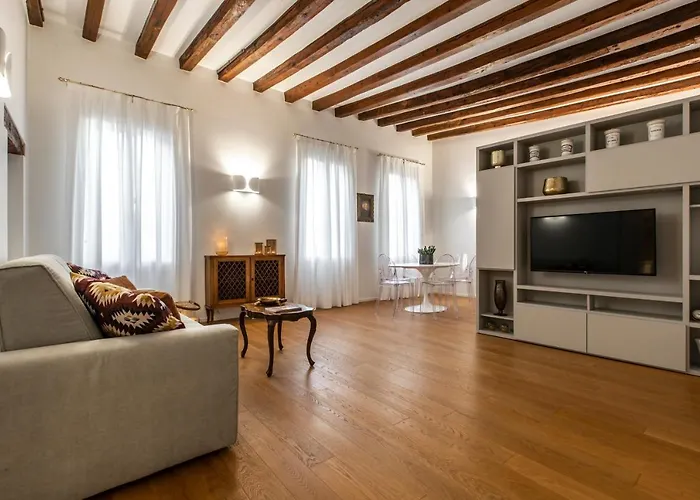 Ca' Delle Acque Deluxe Apartment R&R